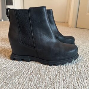 Sorel Joan of Arc Black Wedge Ankle Boots 11 WIDE